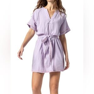 NWOT Lilla P Belted Split Neck Dress Lilac size M